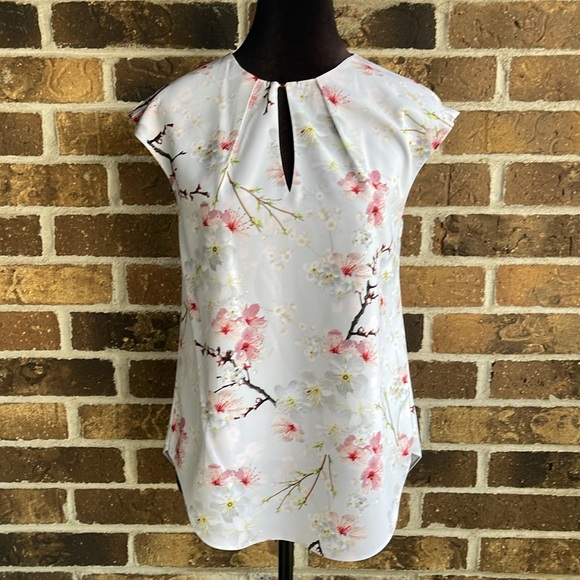 TED BAKER  Neebye Oriental cherry blossom top - Picture 6 of 16